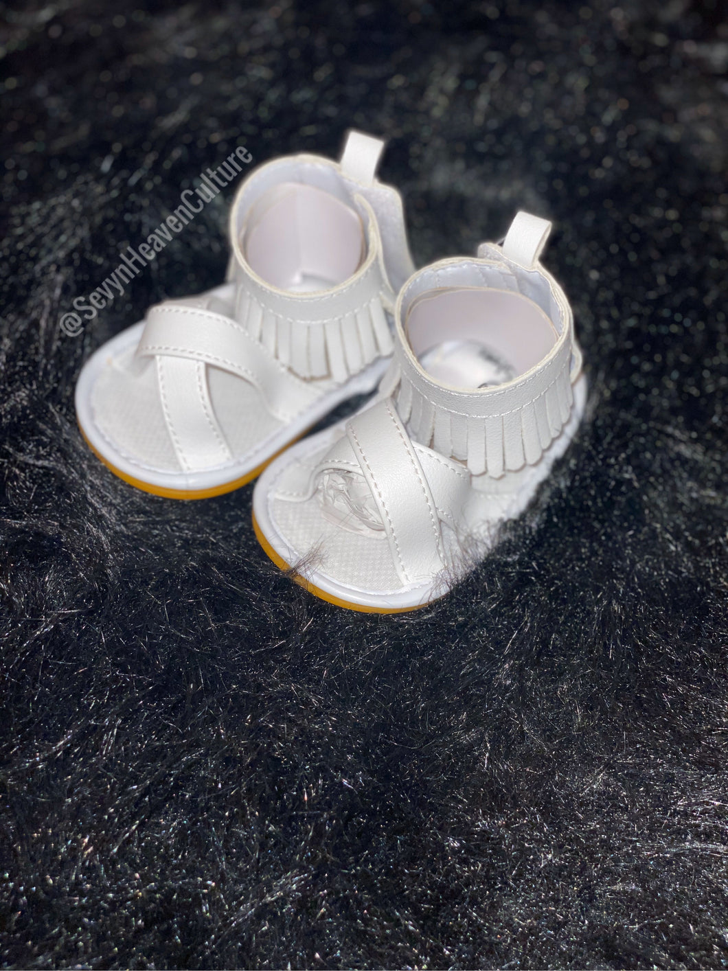 White Sandles